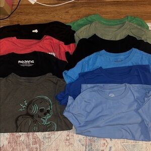 Lot of 10 Kids T-Shirt Collection - Blue, Green, Red, Gray Sz 8